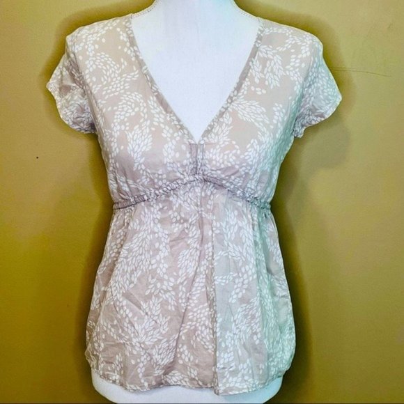 H&M Tops - H&M Light Brown Floral Short Sleeve Blouse Size 6